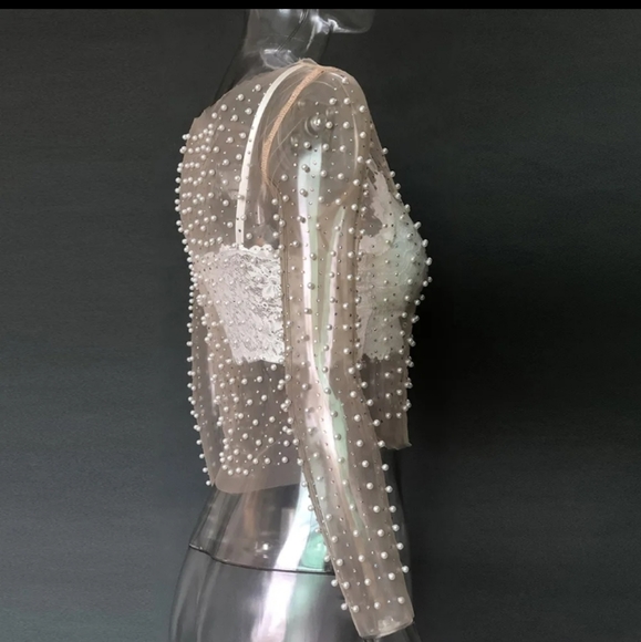 Elegant White Lace Embellished Top - Picture 7 of 8